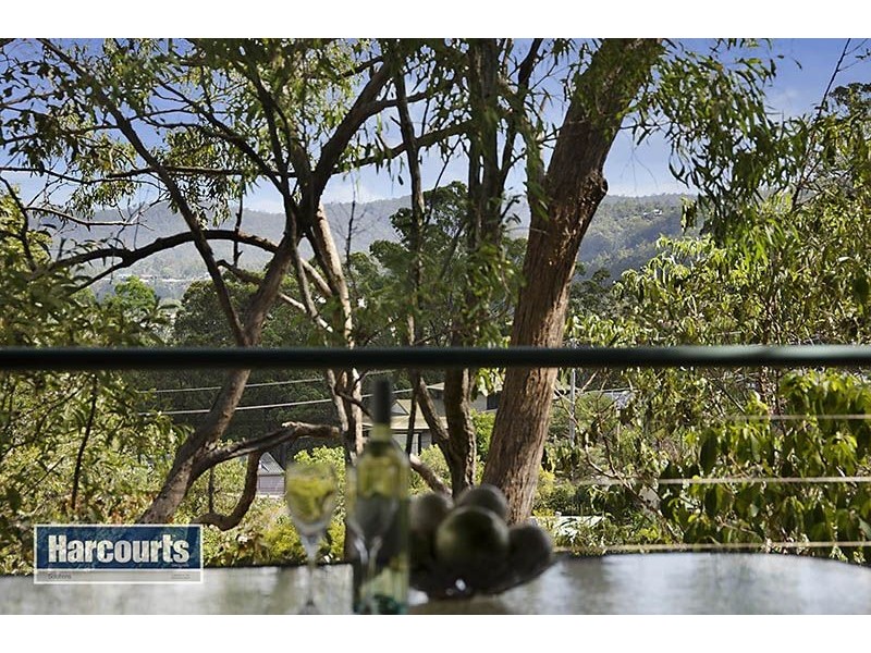 27 Balfour Street, Ferny Hills QLD 4055