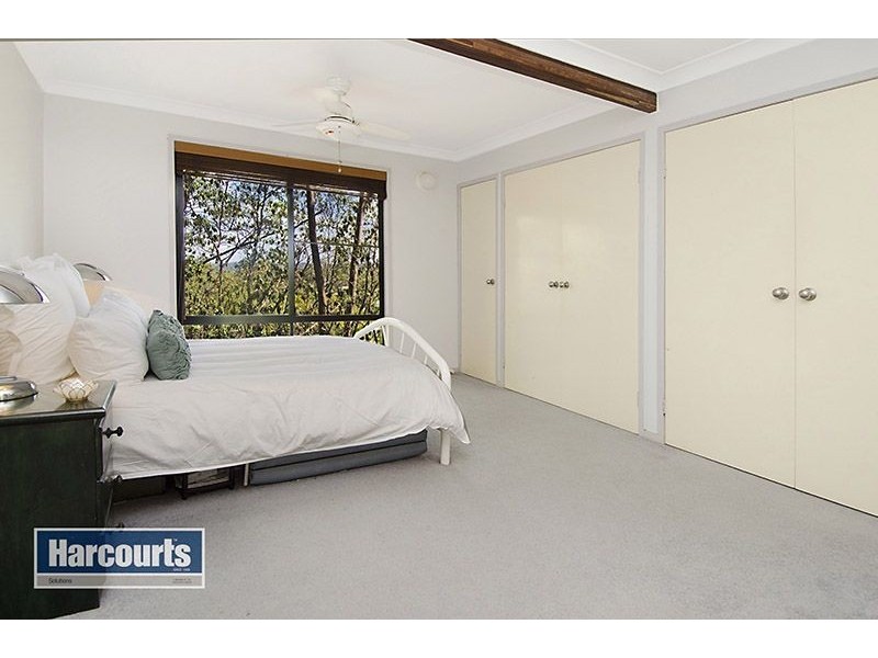 27 Balfour Street, Ferny Hills QLD 4055