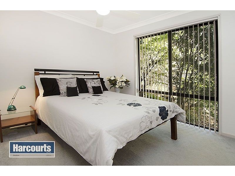 27 Balfour Street, Ferny Hills QLD 4055