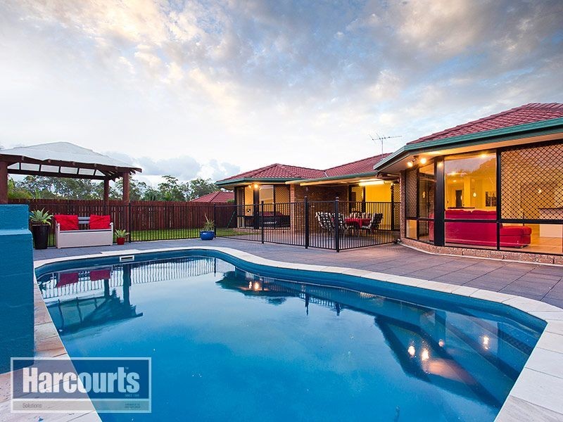 8 Wyellan Place, Upper Kedron QLD 4055