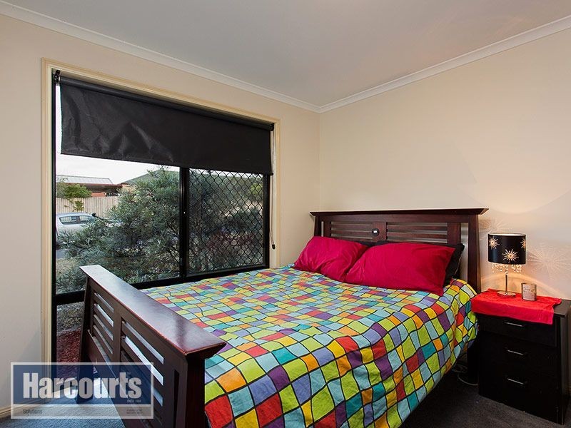 8 Wyellan Place, Upper Kedron QLD 4055