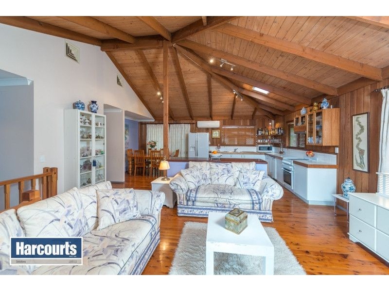 23 Cranbrook Street, Mitchelton QLD 4053