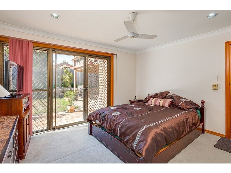 32 Karloff Drive, Stafford Heights QLD 4053