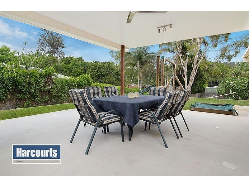 17 McAlroy Road, Ferny Grove QLD 4055