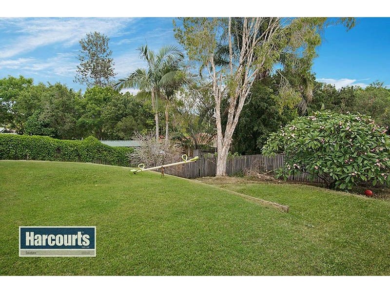 17 McAlroy Road, Ferny Grove QLD 4055