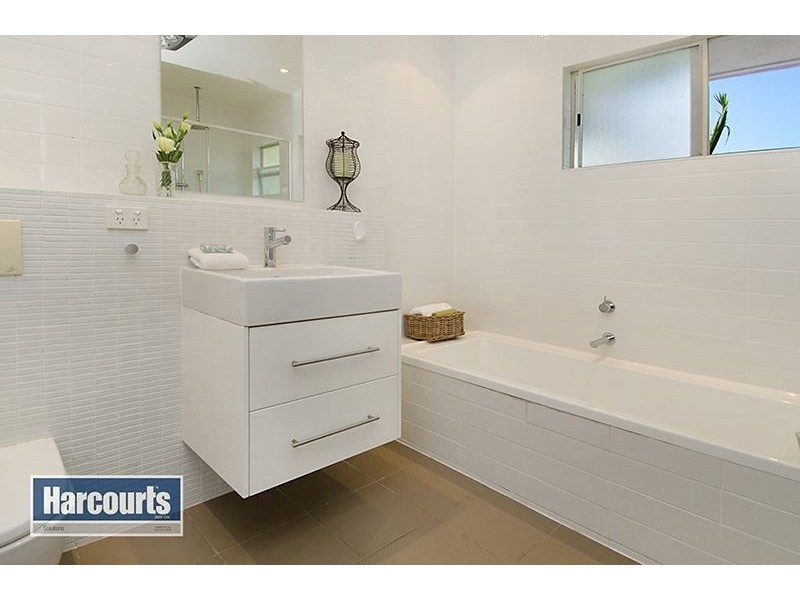 22 Tabulam Drive, Ferny Hills QLD 4055