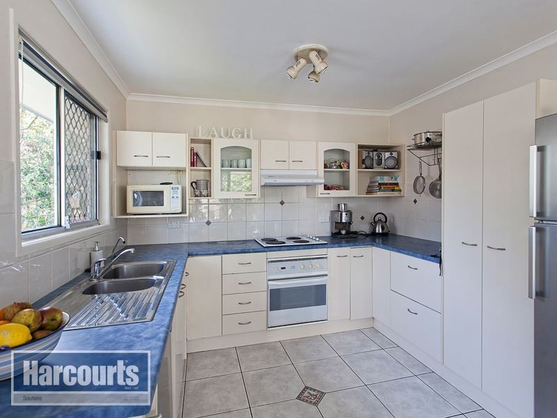 31 Balfour Street, Ferny Hills QLD 4055