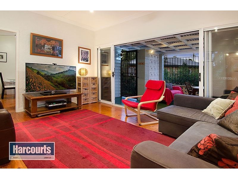 108 Fihelly Street, Keperra QLD 4054