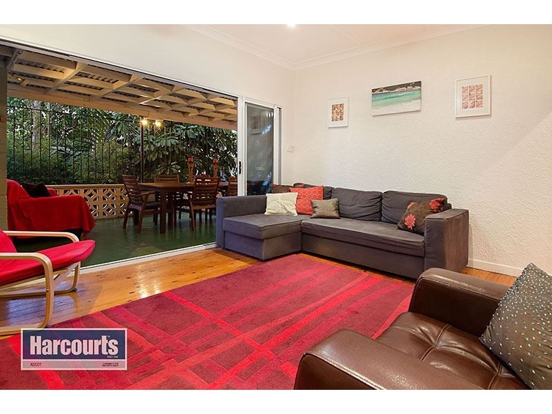 108 Fihelly Street, Keperra QLD 4054