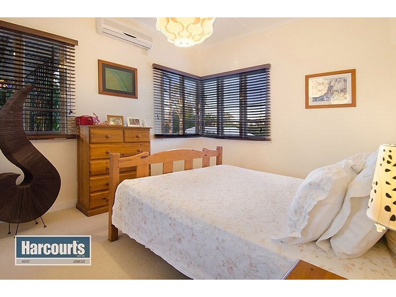 108 Fihelly Street, Keperra QLD 4054