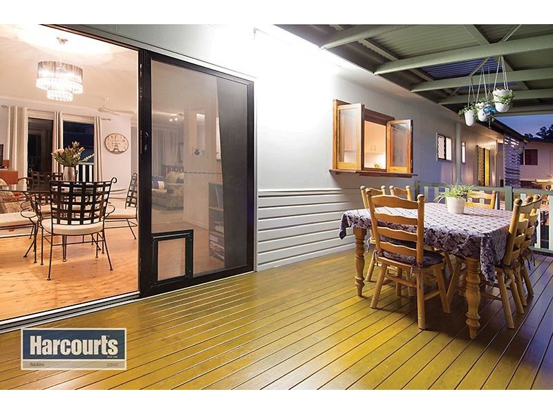 75 Tarnook Drive, Ferny Hills QLD 4055