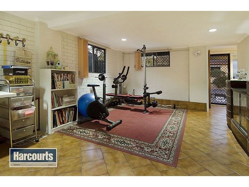 75 Tarnook Drive, Ferny Hills QLD 4055