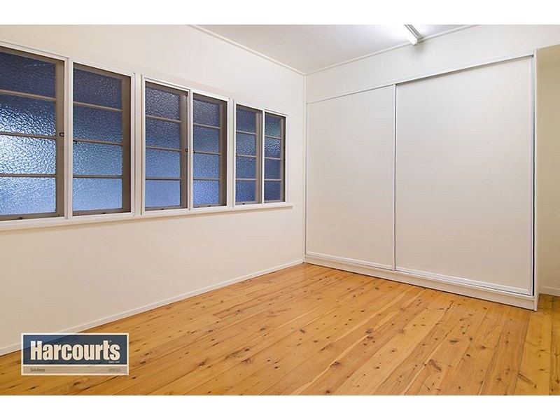 34 Glen Holm Street, Mitchelton QLD 4053