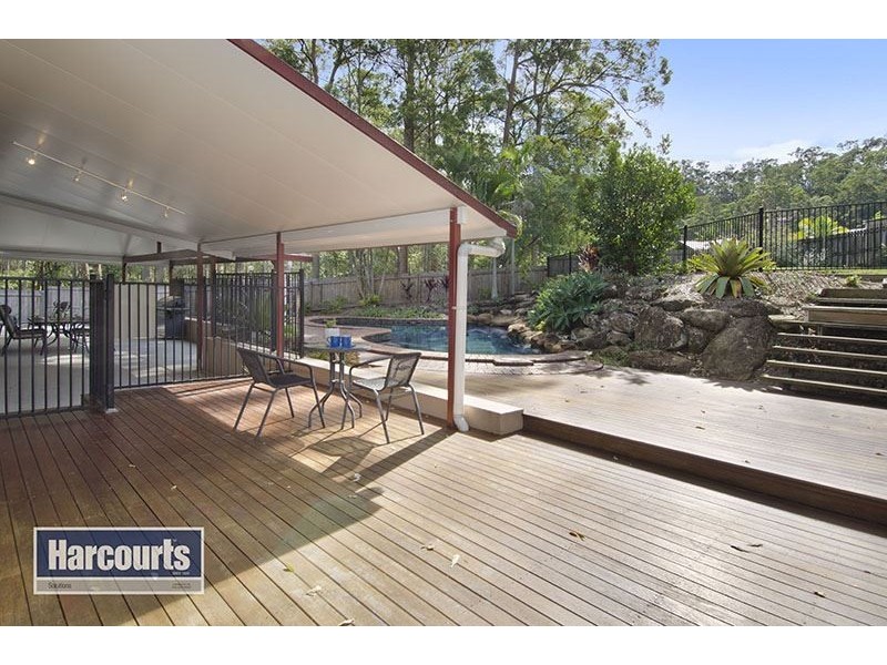 6 Jordain Court, Ferny Hills QLD 4055