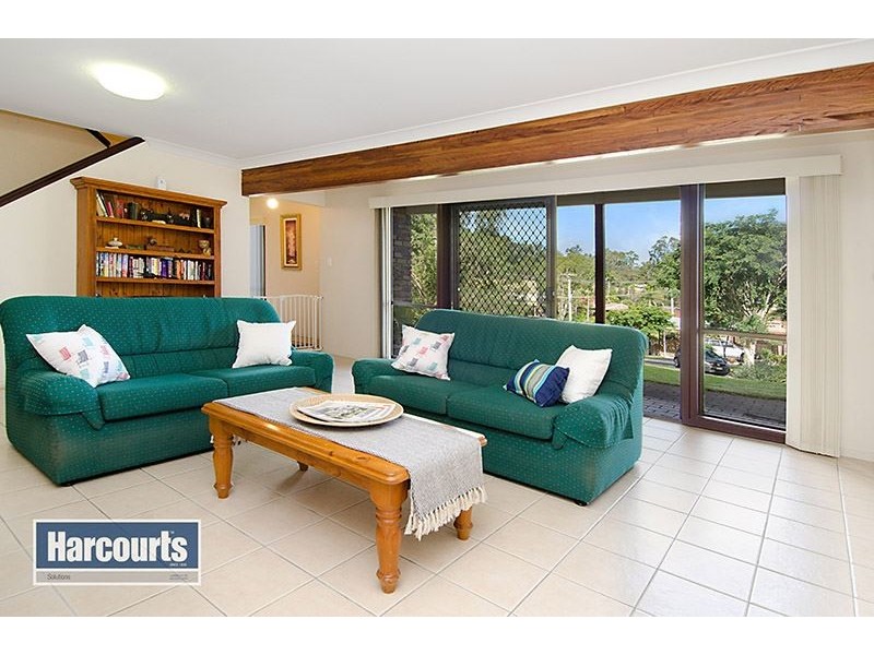 6 Jordain Court, Ferny Hills QLD 4055