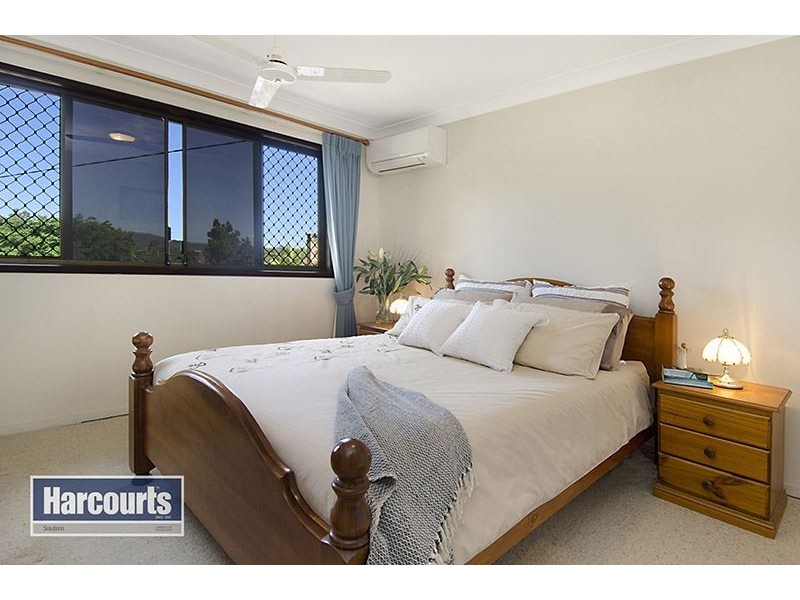 6 Jordain Court, Ferny Hills QLD 4055