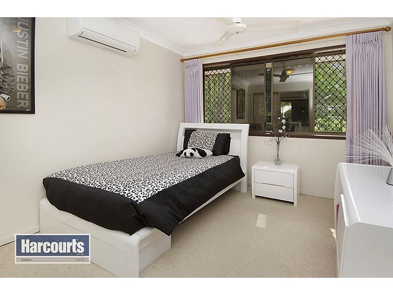 6 Jordain Court, Ferny Hills QLD 4055