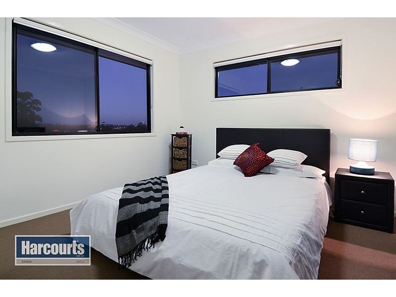 13 Coorong Street, Mitchelton QLD 4053