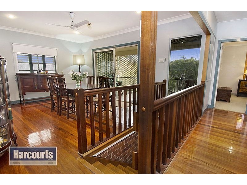 24 Reuben Street, Stafford QLD 4053