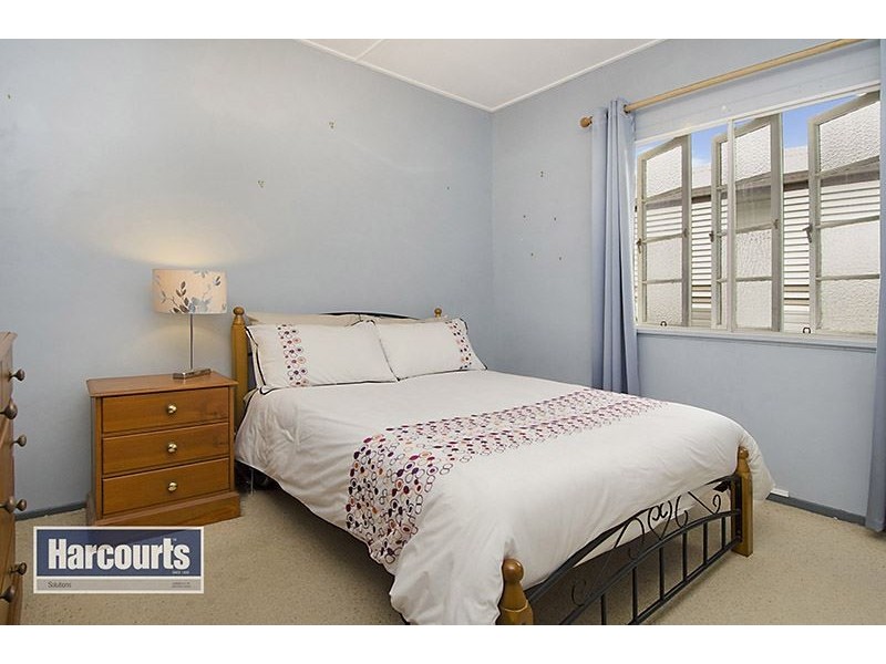 24 Reuben Street, Stafford QLD 4053