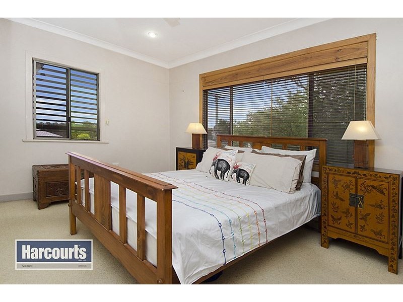 24 Reuben Street, Stafford QLD 4053