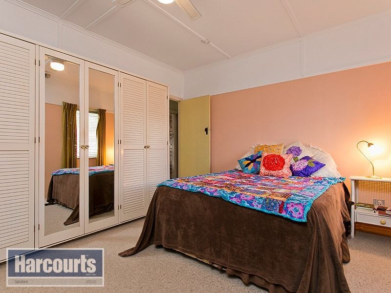 70 Doorey Street, Keperra QLD 4054