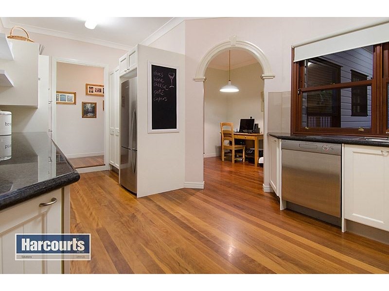 4 Lynwood Court, Ferny Hills QLD 4055