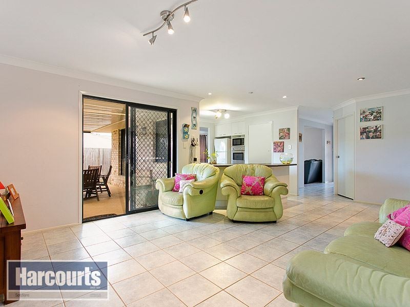 153 Kirralee Crescent, Upper Kedron QLD 4055