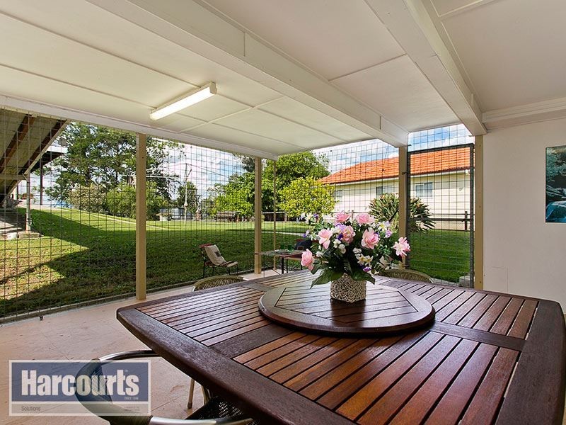 105 Madsen Street, Keperra QLD 4054