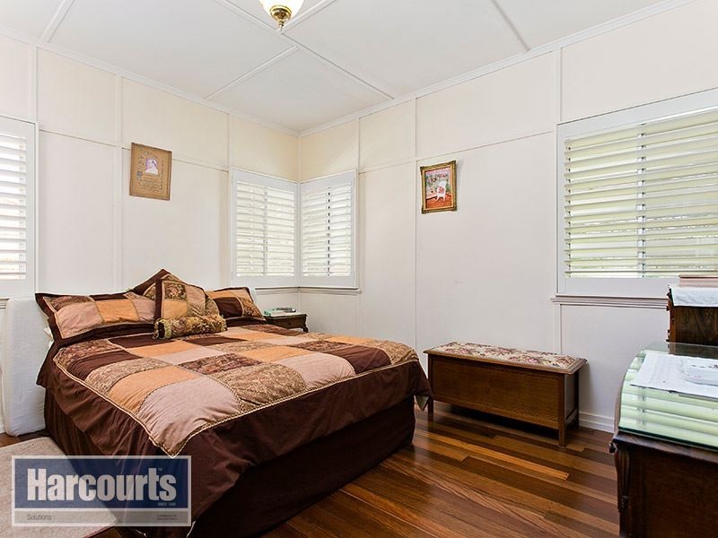 105 Madsen Street, Keperra QLD 4054