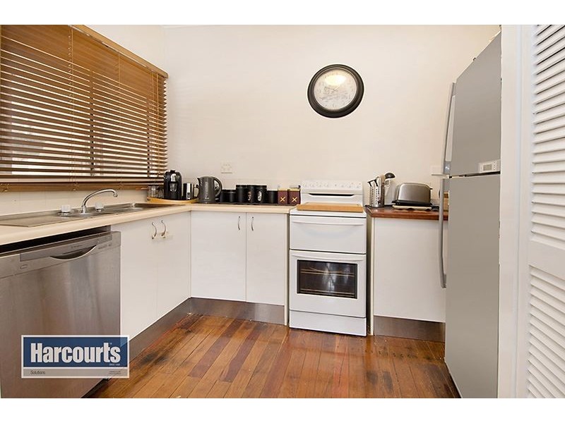 60 McConaghy Street, Mitchelton QLD 4053