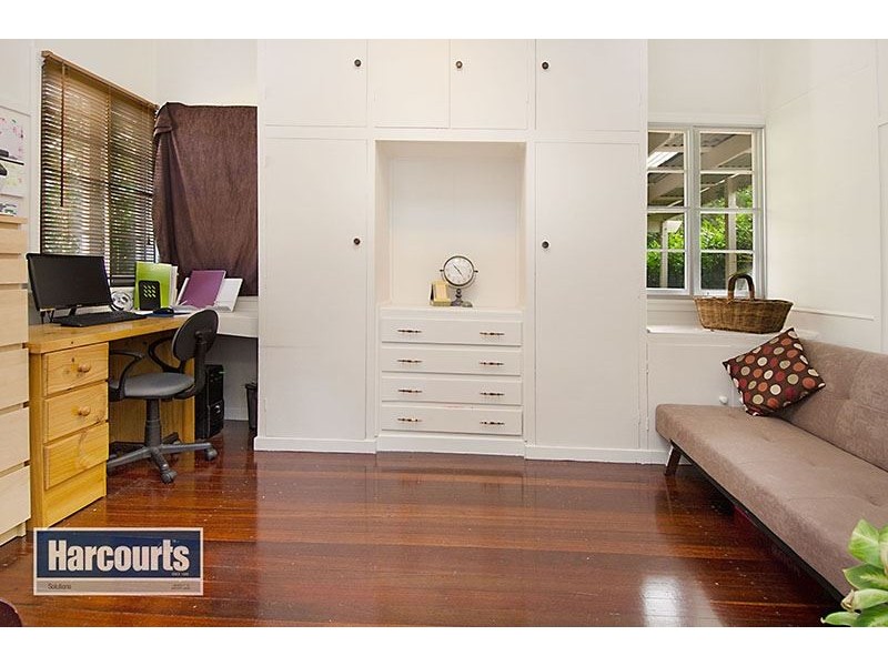 60 McConaghy Street, Mitchelton QLD 4053