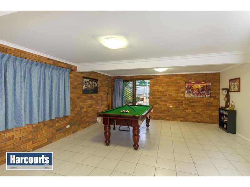 11 Chinook Street, Everton Hills QLD 4053