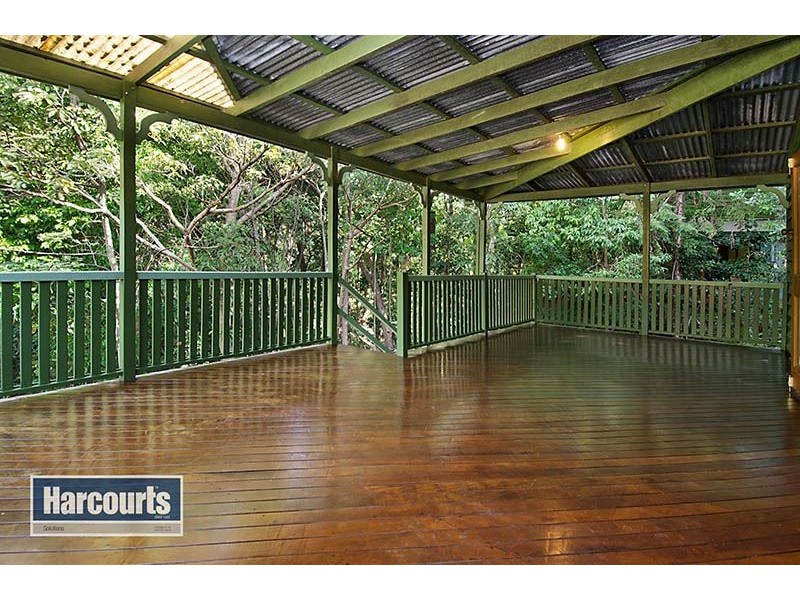 19 Colorado Avenue, Bardon QLD 4065