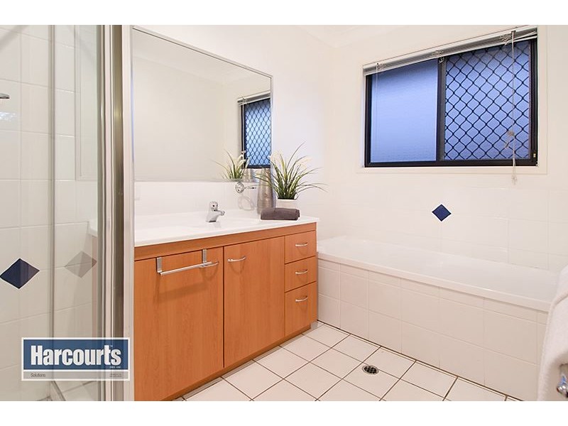 20 Taltarni Circuit, Mitchelton QLD 4053