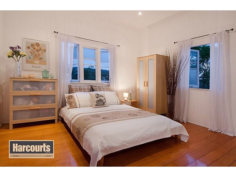 43 Railway Parade, Mitchelton QLD 4053