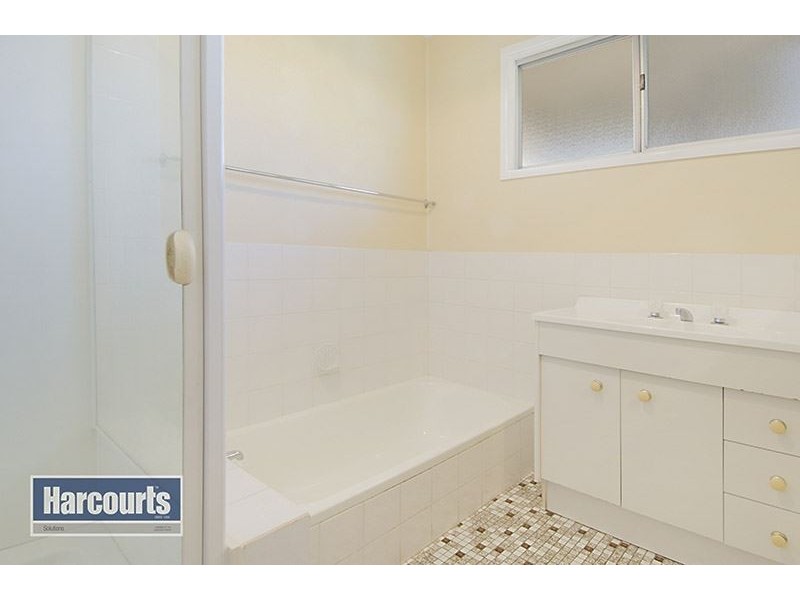 77 Patricks Road, Arana Hills QLD 4054