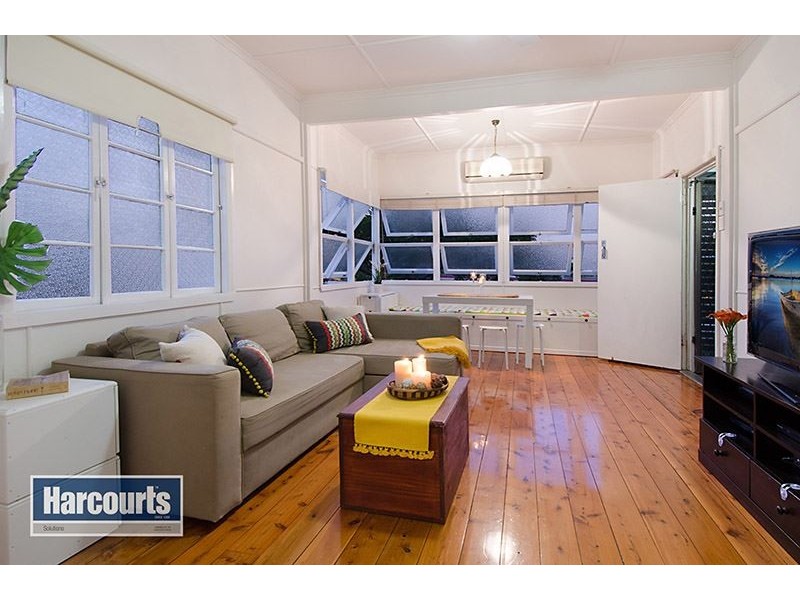 66 Blaker Road, Mitchelton QLD 4053