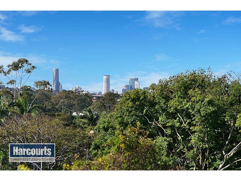 89 Minto Crescent, Arana Hills QLD 4054