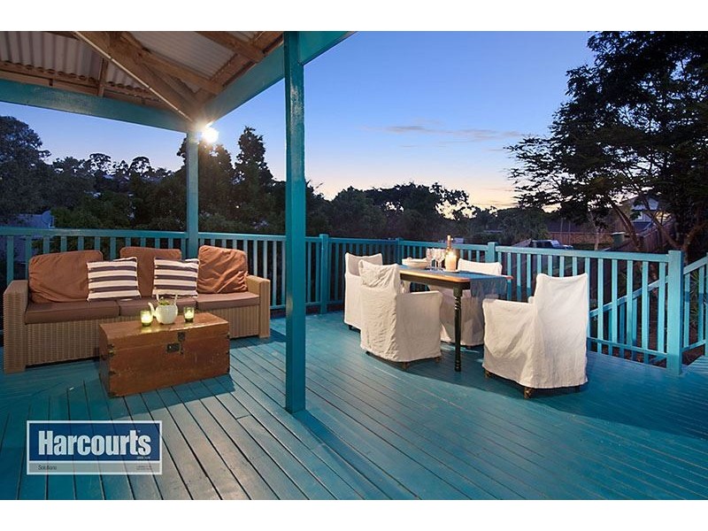 1 Linkwood Drive, Ferny Hills QLD 4055