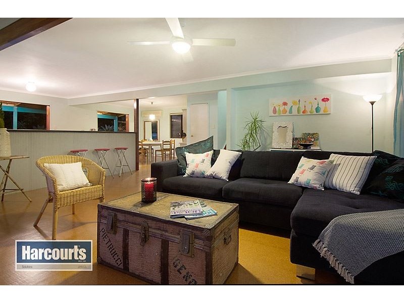 1 Linkwood Drive, Ferny Hills QLD 4055