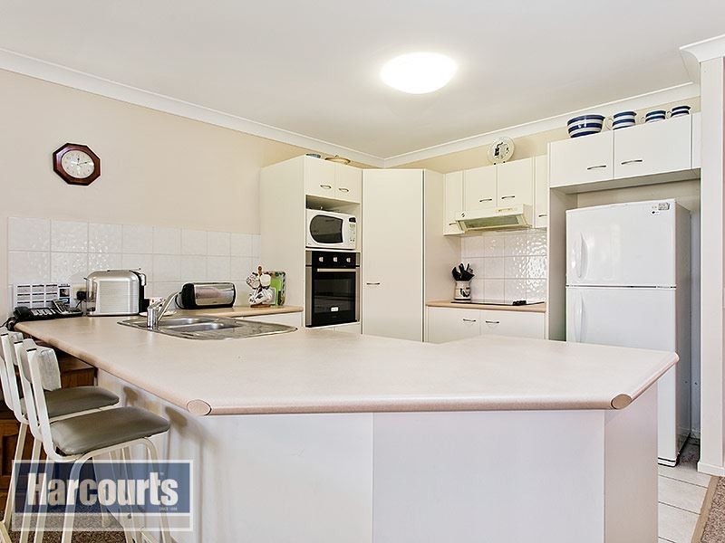 5 Kirralee Crescent, Upper Kedron QLD 4055