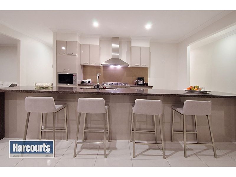 98 Cribb Avenue, Mitchelton QLD 4053