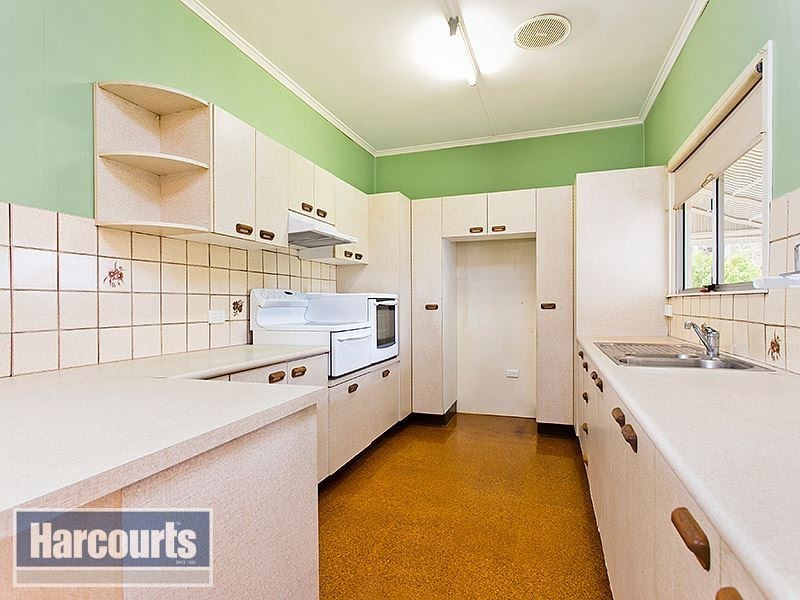 83 Minto Crescent, Arana Hills QLD 4054