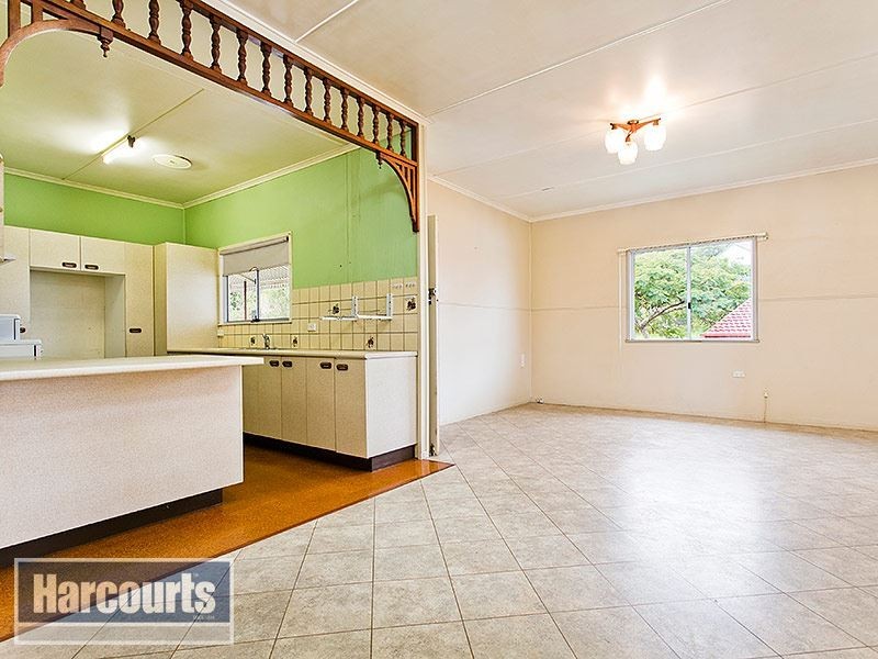83 Minto Crescent, Arana Hills QLD 4054