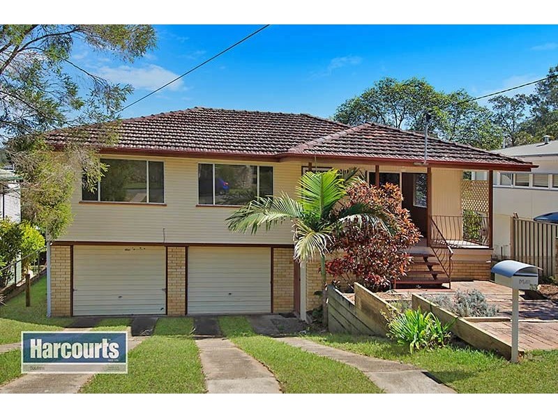 33 Violet Street, Everton Hills QLD 4053
