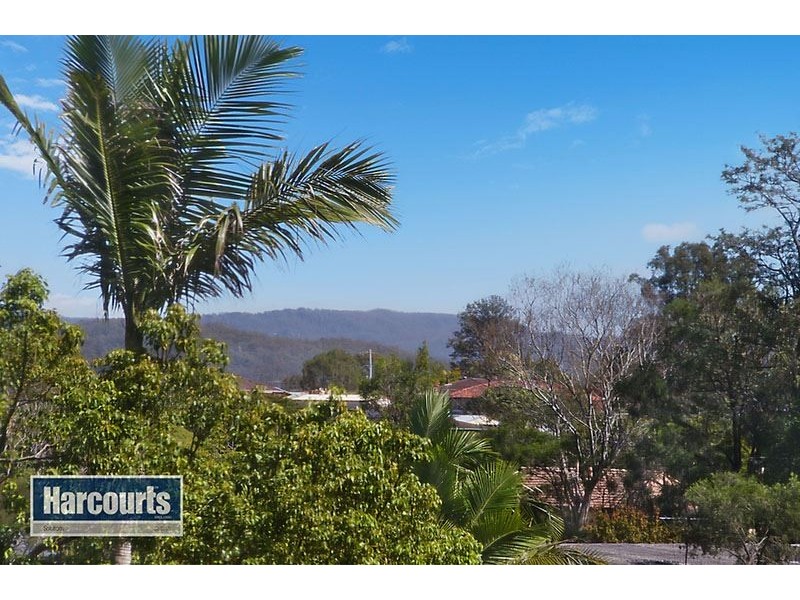 33 Violet Street, Everton Hills QLD 4053