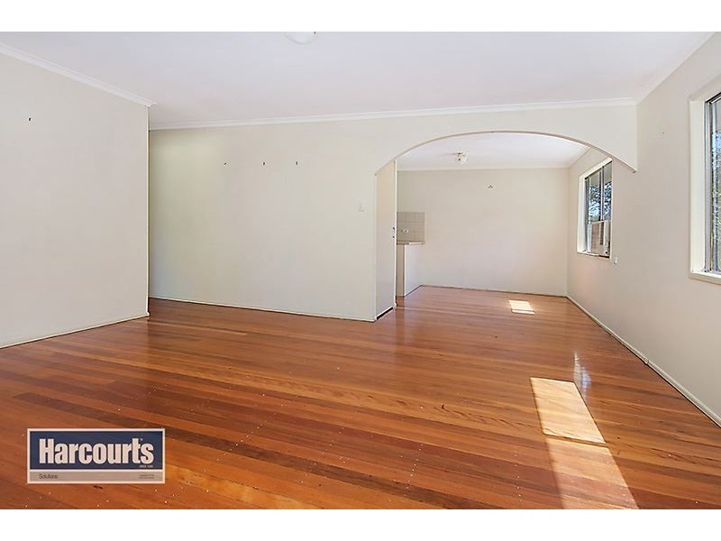 33 Violet Street, Everton Hills QLD 4053