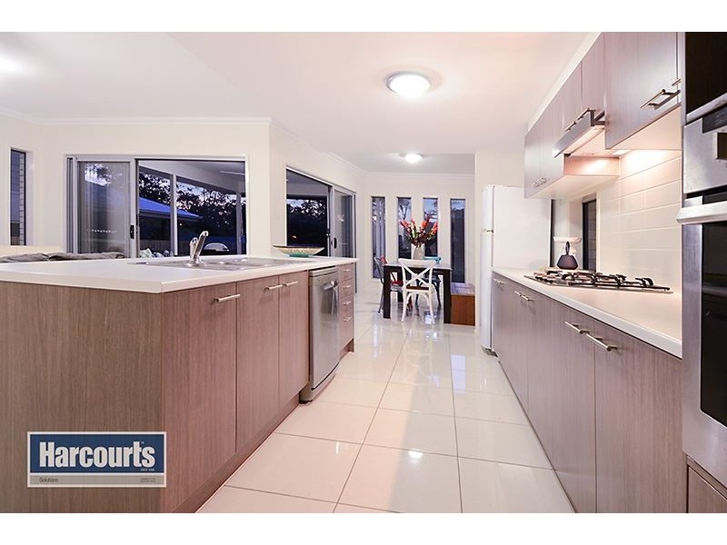 18 Barton Street, Everton Park QLD 4053