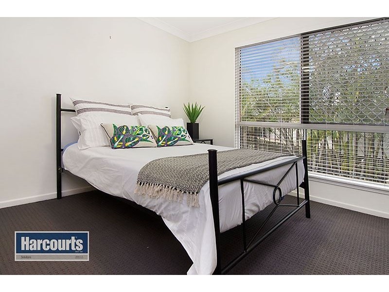 14 Glenwood Place, Ferny Hills QLD 4055